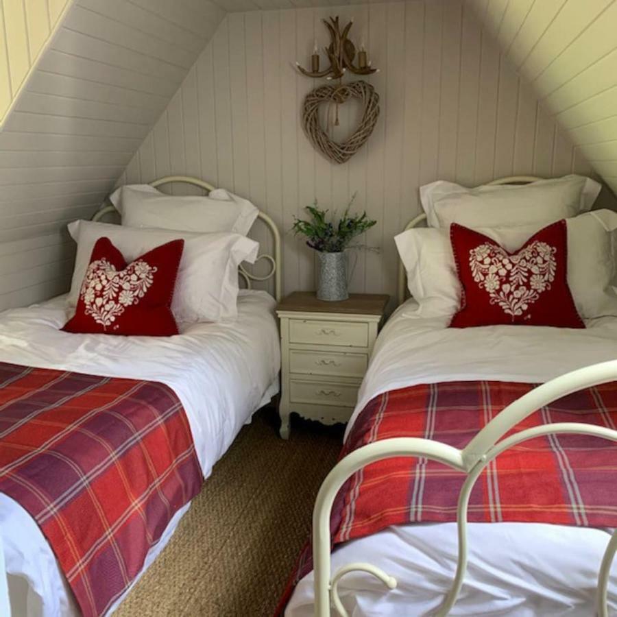 Glencroft A Fairytale Highland Cottage Aberfeldy Eksteriør bilde